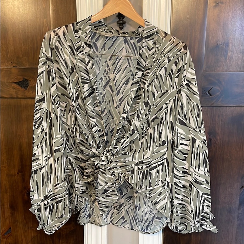 NWOT Charlie Stylish Earthy Women's Top
